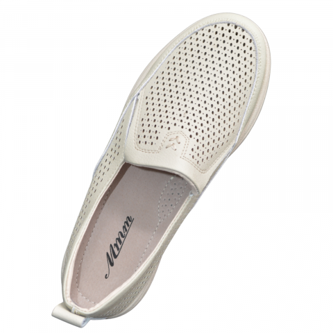 Pantofi dama MMM bej  perforati 126010 [1]