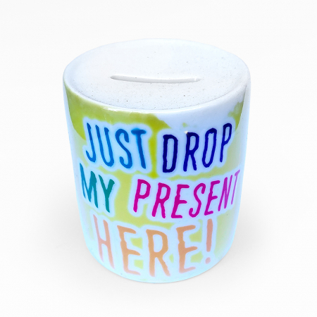 Pusculita Just drop my present here [1]