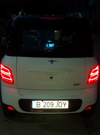 Electric Car M2 [10]