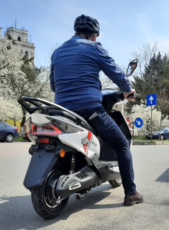 Electric Scooter GTS SMART [3]