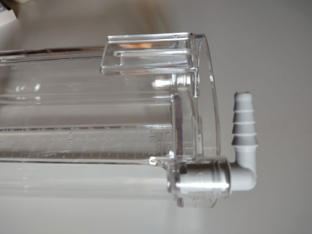 Recipient colector reutilizabil, pentru sacii colectori de secretii de 1L, cu capac Oval. [3]