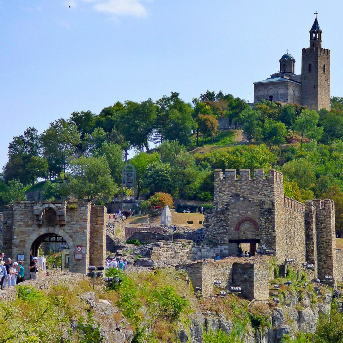 Excursie la Veliko Tarnovo, Muzeul Etnografic Etar, Manastirea Dryanovo si Pestera Bacho Kiro [2]