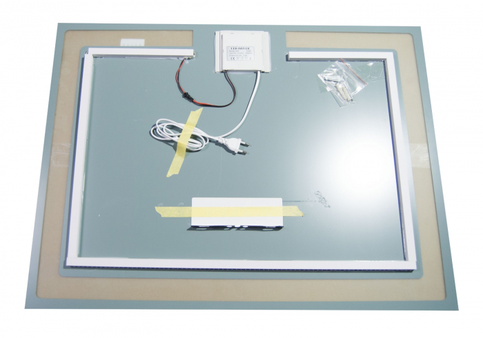Oglinda cu iluminare LED si intrerupator touch, MD1, 80x60 cm [2]