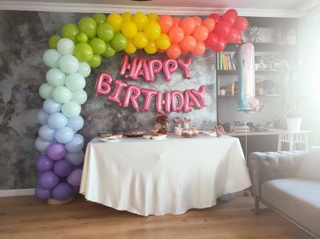 Decorațiuni aniversare cu baloane - Decor aniversare
