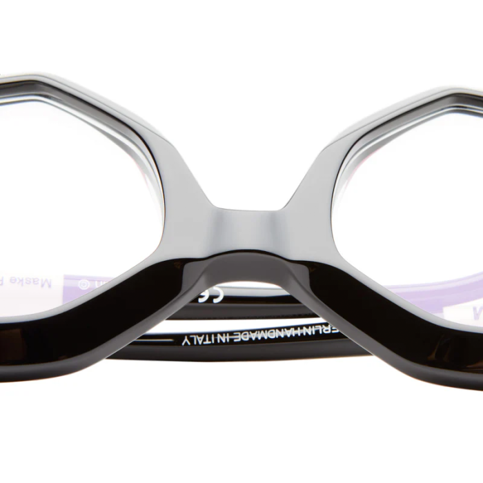 Kuboraum P18 Black Shine Ivory [5]