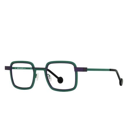 Anne et Valentin Welldone 25A21 Green [1]