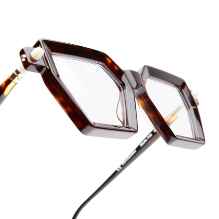 Kuboraum P26 Tortoise Black Shine [1]