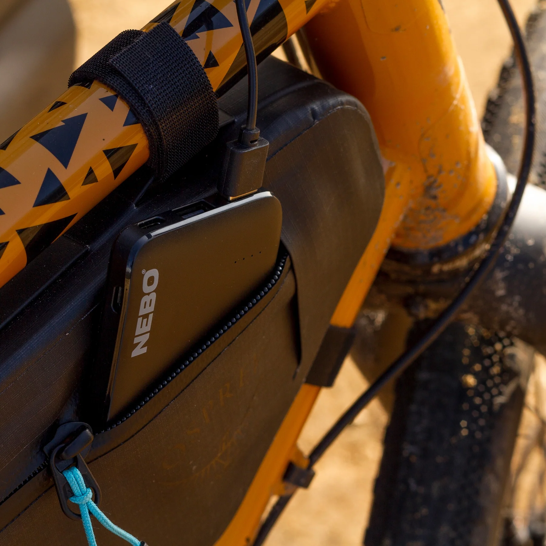 Baterie externa NEBO POWER BANK 5K [7]