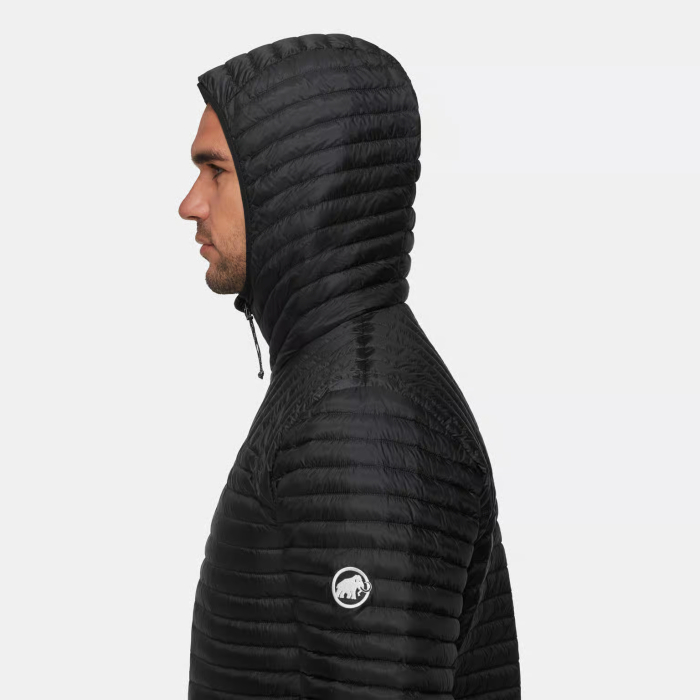 Jacheta puf ultra-usoara gluga barbati MAMMUT Broad Peak Light negru [3]