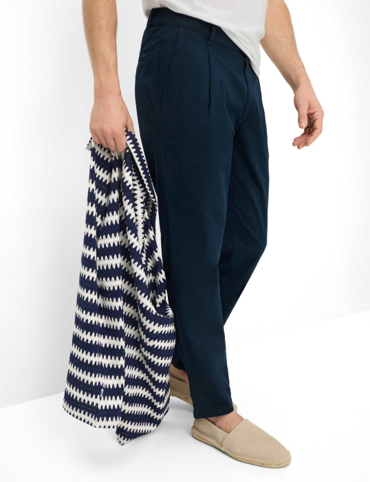 Pantaloni subtiri chino barbati BRAX TINO bleumarin [6]