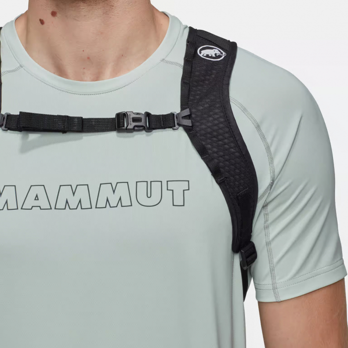 Rucsac drumetie usor MAMMUT Neon Light 12L rosu [5]