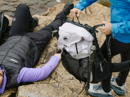 Vesta matlasata outdoor barbati MAMMUT Crag IN negru [3]
