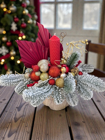 Decoratiuni - Aranjament de Crăciun cu lumânare,  globuri, decor handmade, tematică de sărbători