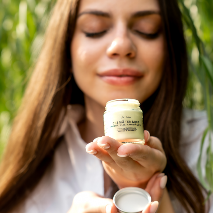 Crema ten mixt Jojoba, Niacinamida & Q10 cu SPF30 [3]