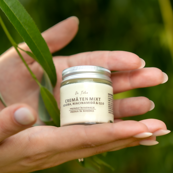 Crema ten mixt Jojoba, Niacinamida & Q10 [2]