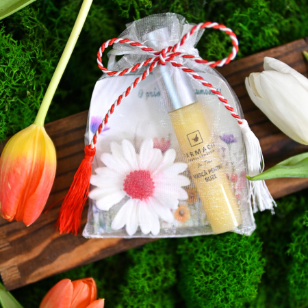 Masca reparatoare pentru buze - martisor