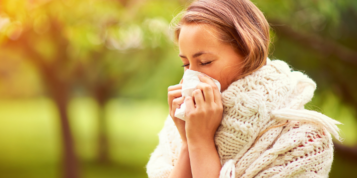 Metode naturale de tratare a simptomelor alergiilor sezoniere