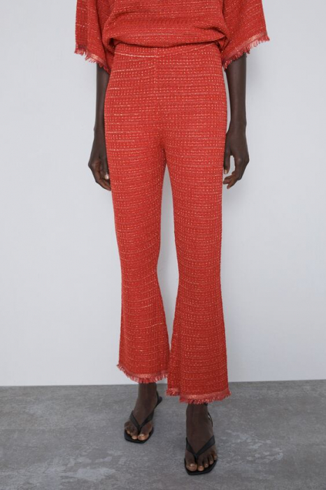 pantaloni portocalii zara cu textura de fibre metalizate [2]