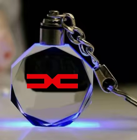Breloc auto din cristal cu LED - Logo DACIA