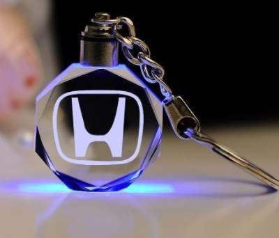 Brelocuri - Breloc auto din cristal cu LED - Logo HONDA