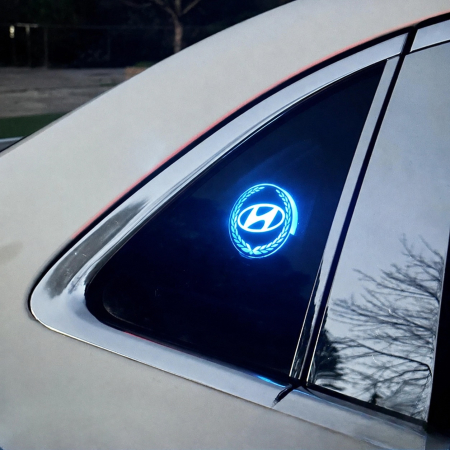Emblema luminoasa LED - Emblemă Luminoasă LED Auto cu Logo HYUNDAI - set 2 bucati