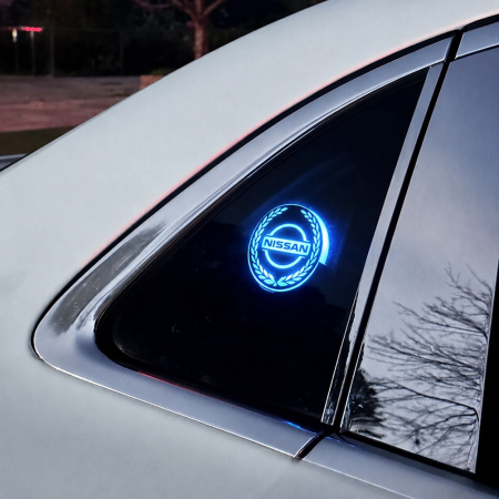 Emblema luminoasa LED - Emblemă Luminoasă LED Auto cu Logo NISSAN - set 2 bucati