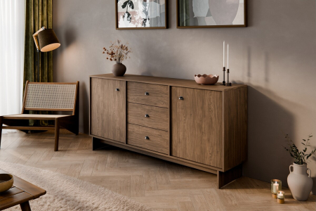 Minimalist - Yora Villa Comodă – comodă living cu sertare și uși, decor Nuc Villa