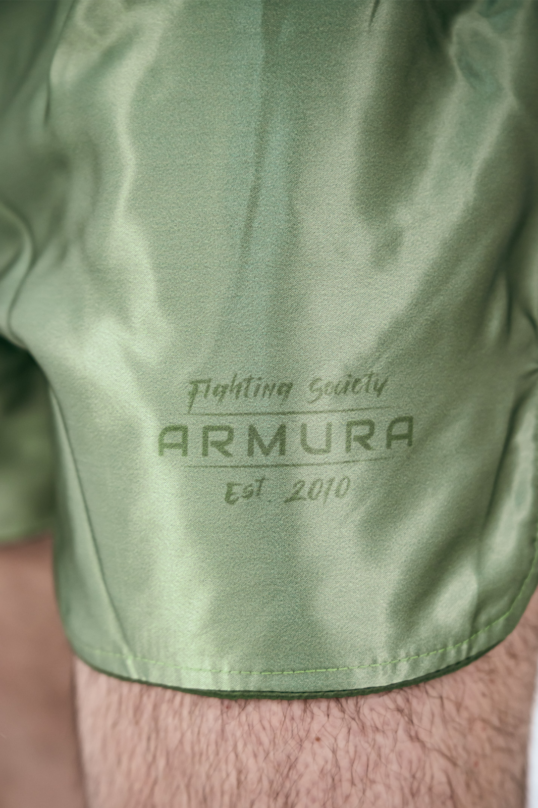 Short ARMURA Performance Verde Seniori [1]