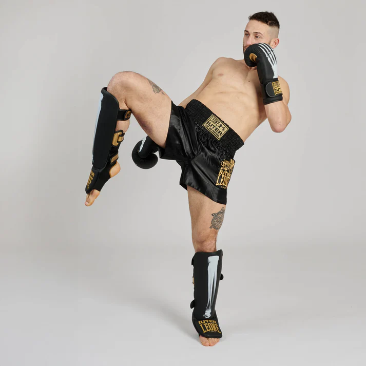 Short Combat Leone x IUTER Negru [3]