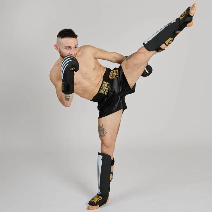 Short Combat Leone x IUTER Negru [9]