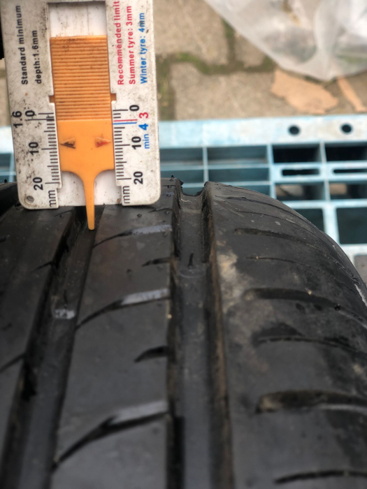 Anvelopa 195/55 R16 87V sh vara Davanti 8mm cu garantie [5]