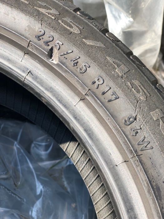 Anvelopa 225/45 R17 94W sh vara Pirelli 5mm cu garantie [4]
