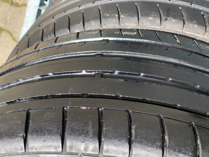 set 2 anvelope 225/40 R18  sh vara Dunlop 6mm cu garantie [3]