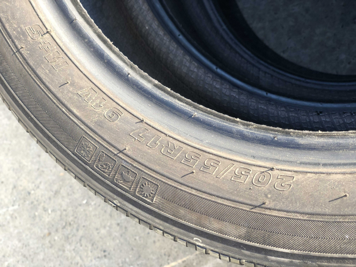 set 2 anvelope 205/55 R17 sh vara M+S Kumho 6mm cu garantie [5]