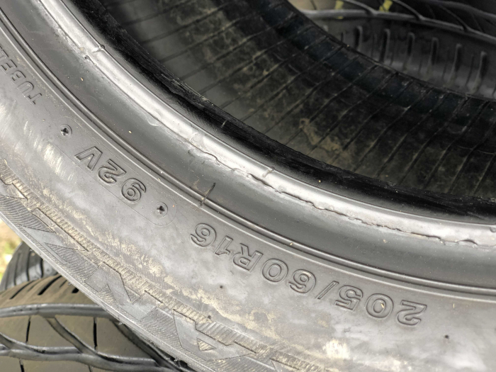 set 4 anvelope 205/60 R16 92V sh vara Bridgestone 6.5mm cu garantie [4]