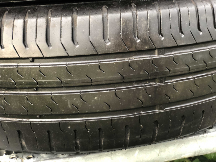 set 4 anvelope 185/65 R15 88H sh vara Continental 6mm cu garantie [4]