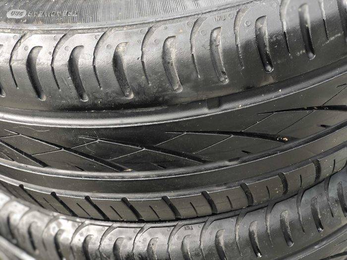 Set 2 anvelope 185/55 R15 82H sh vara Continental 7mm cu garantie [2]