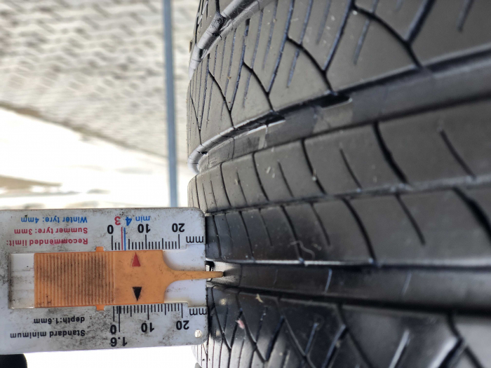 set 4 anvelope 235/55 r17 99V sh vara m+s Michelin 5mm cu garantie [7]