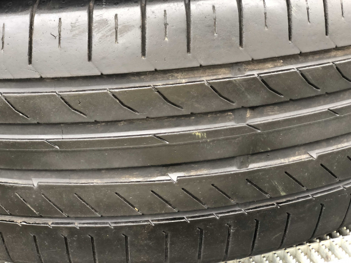 set 2 anvelope 235/50 R19 99V sh vara Continental 5.5mm cu garantie [2]