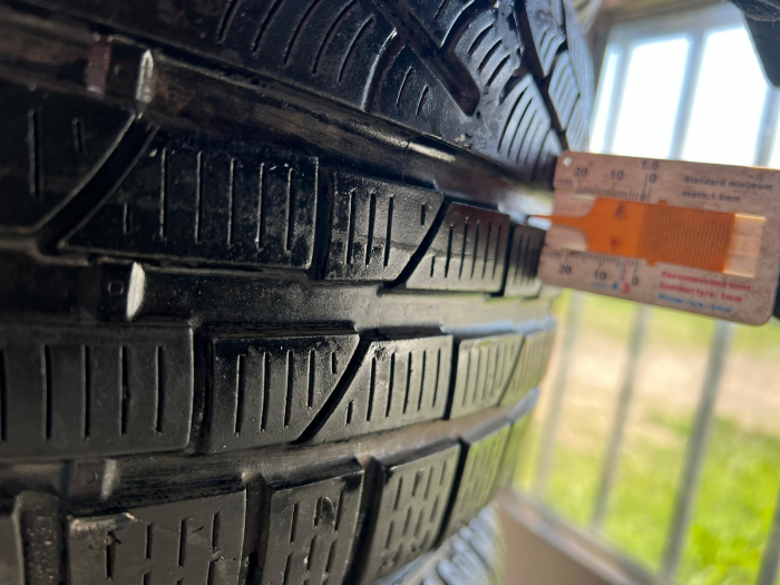 set 4 anvelope 205/50 r17 93V sh iarna Pirelli 7mm cu garantie [11]