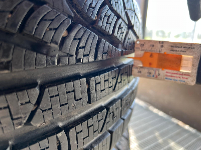 set 4 anvelope 205/50 r17 93V sh iarna Pirelli 7mm cu garantie [10]