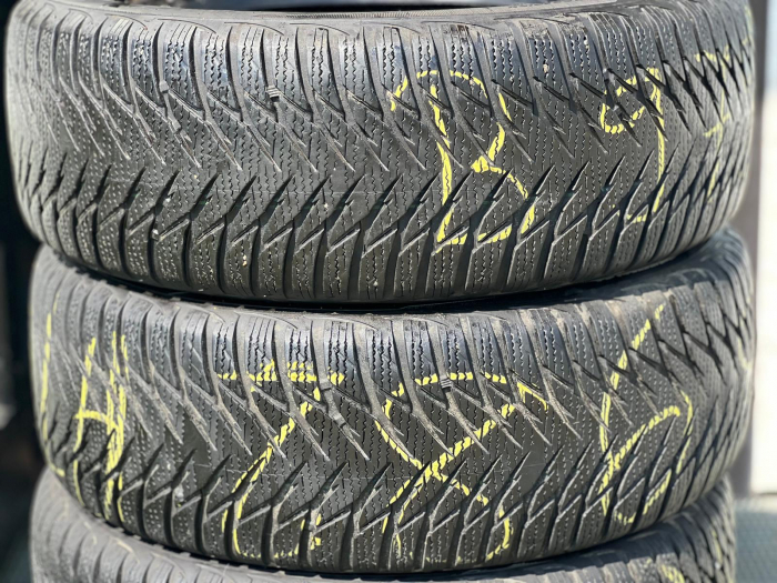set 4 anvelope 205/55 R16 91H sh iarna Goodyear 7mm cu garantie [3]