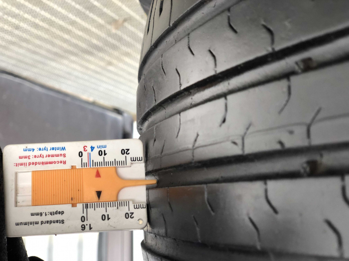 set 2 anvelope 215/65 R16 98V sh vara Continental 6mm cu garantie [7]