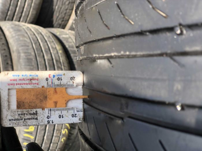 set 2 anvelope 235/45 R19 sh vara Continental 5mm cu garantie [7]