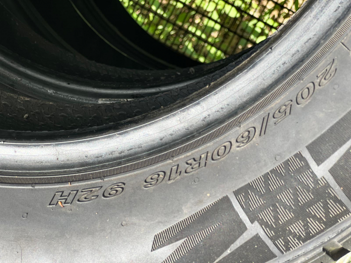 set 2 anvelope 205/60 R16 92H sh iarna Nexen 6mm cu garantie [6]