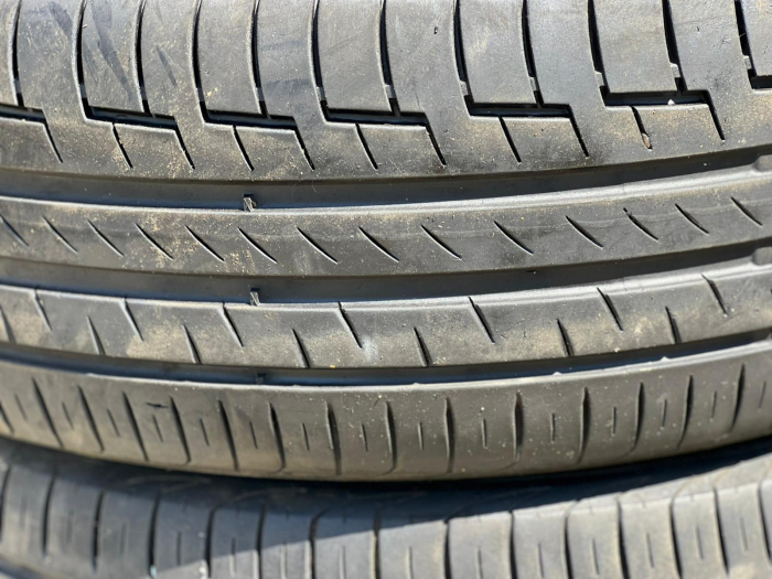 set 2 anvelope 215/55 R17 94V sh vara Continental 6mm cu garantie [2]