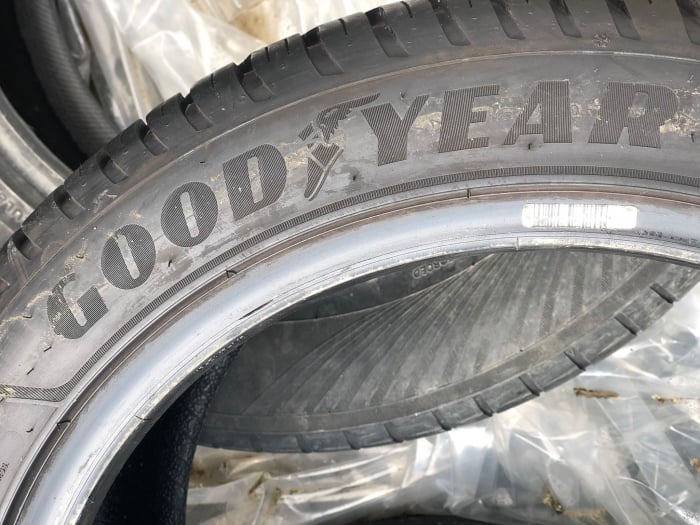Anvelopa 235/45 R17 97Y nou iarna Goodyear cu garantie [6]