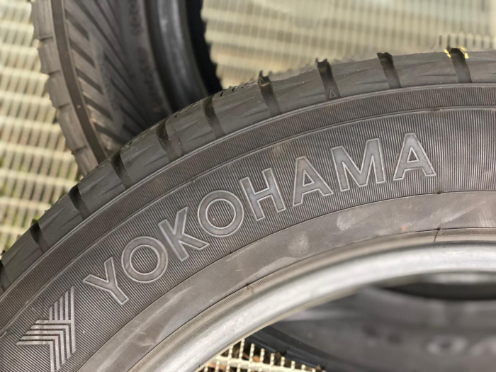 Set 2 anvelope 225/60 R18 sh iarna Yokahoma 6.5mm cu garantie [6]