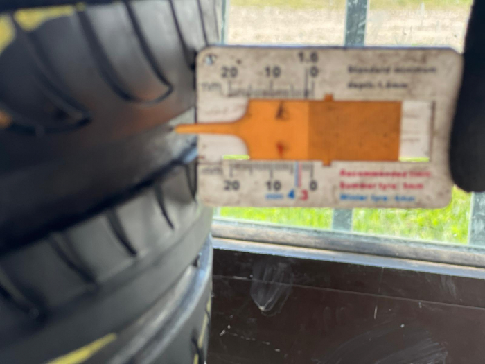 set 2 anvelope 235/45 R18 98Y sh vara Pirelli 6.5mm cu garantie [6]