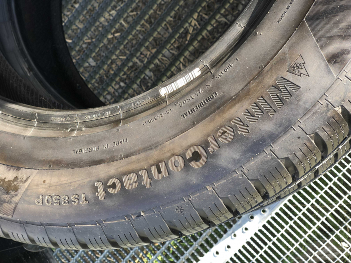 set 2 anvelope 215/65 R17 99H sh iarna Continental 7mm cu garantie [4]